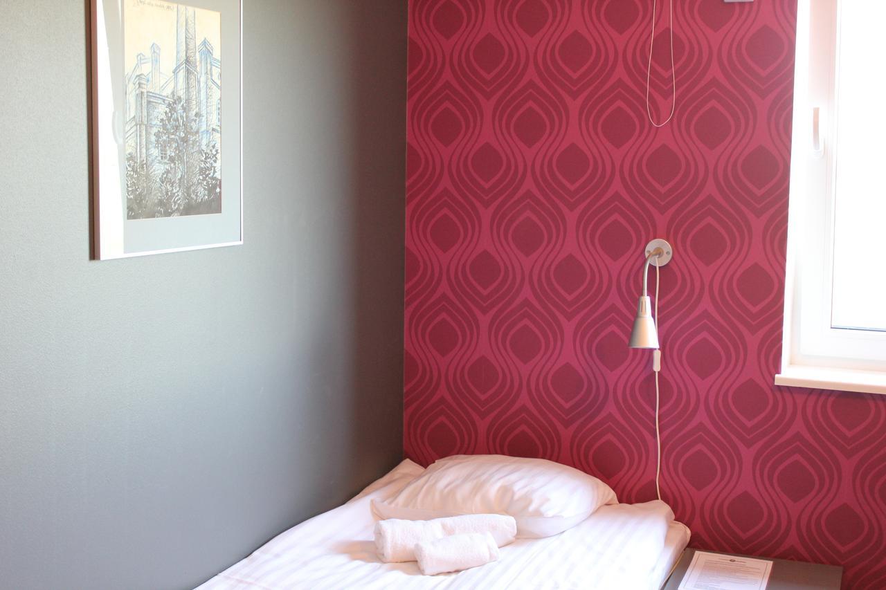 Tuhamaee Hostel Kiviõli Exteriör bild
